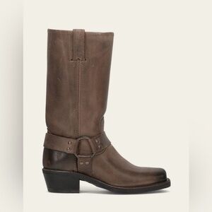 FRYE Women’s Smoke Harness 12R Boots